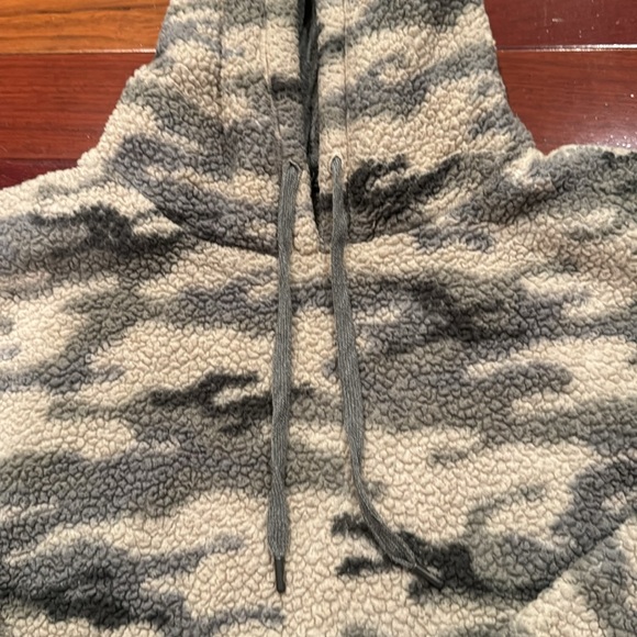 PJ Salvage sherpa fleece camo hoodie - Picture 5 of 10